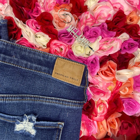 X-Long TALL Super High Rise American Eagle Blue Jeans 💙 - Picture 10 of 13